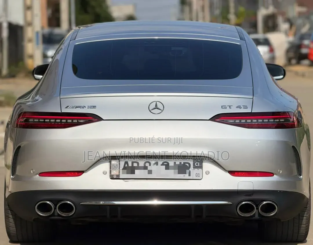 Mercedes-Benz AMG GT 2021 Blanc cassé