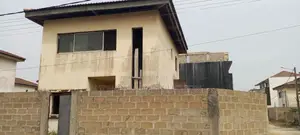 3chbre Duplex dans Port-Bouët à Vendre