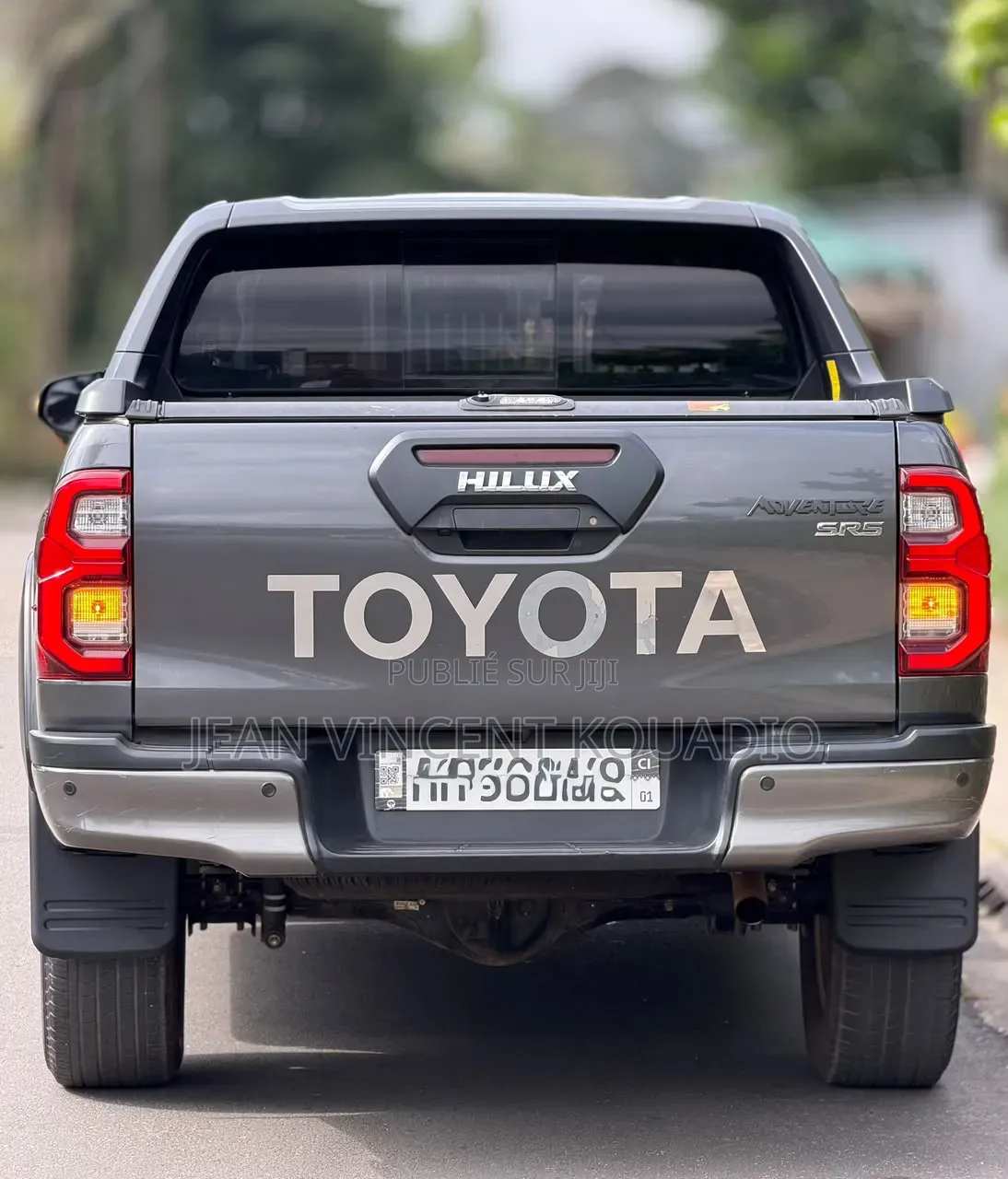 Nouveau Toyota Hilux 2024 Noir Mat