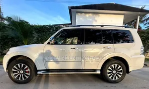 Mitsubishi Pajero 2021 Blanc
