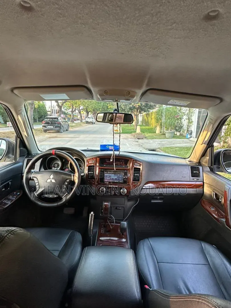 Mitsubishi Pajero 2021 Blanc