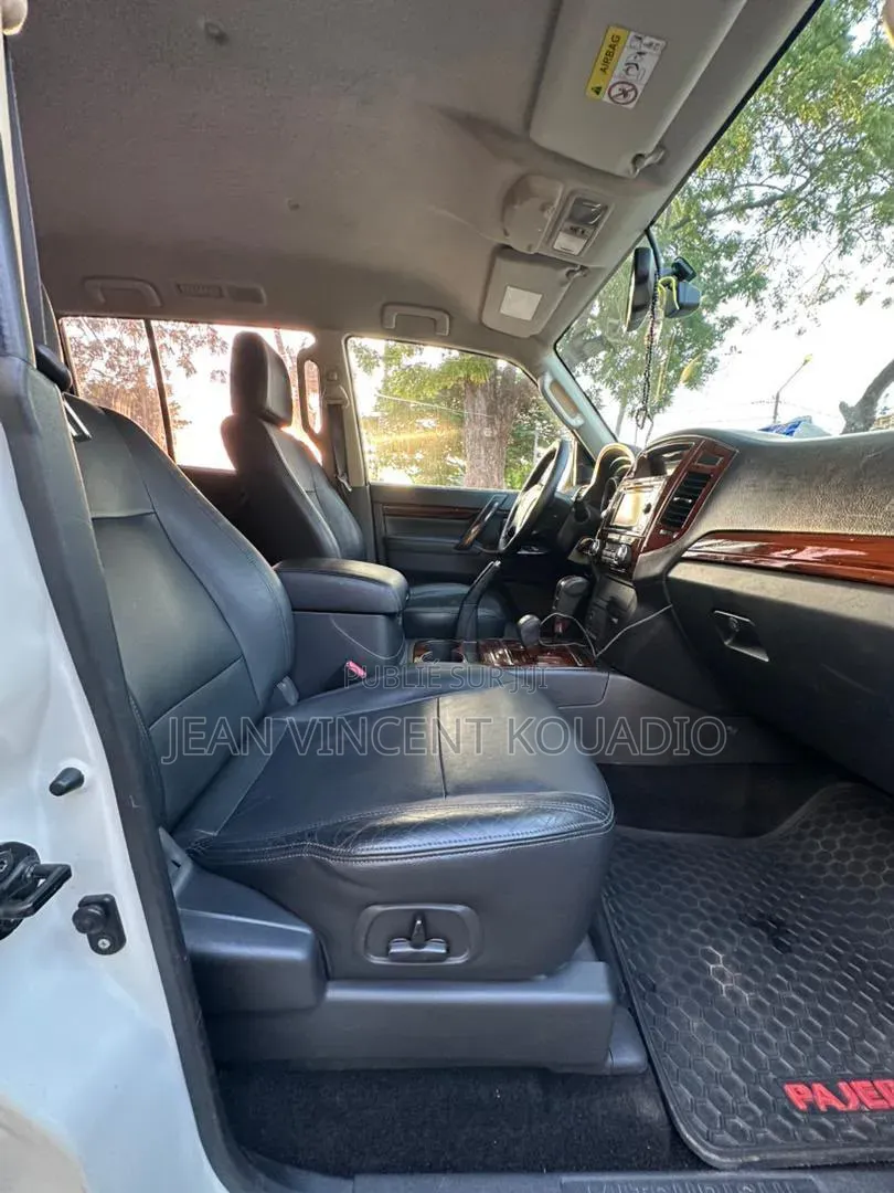 Mitsubishi Pajero 2021 Blanc