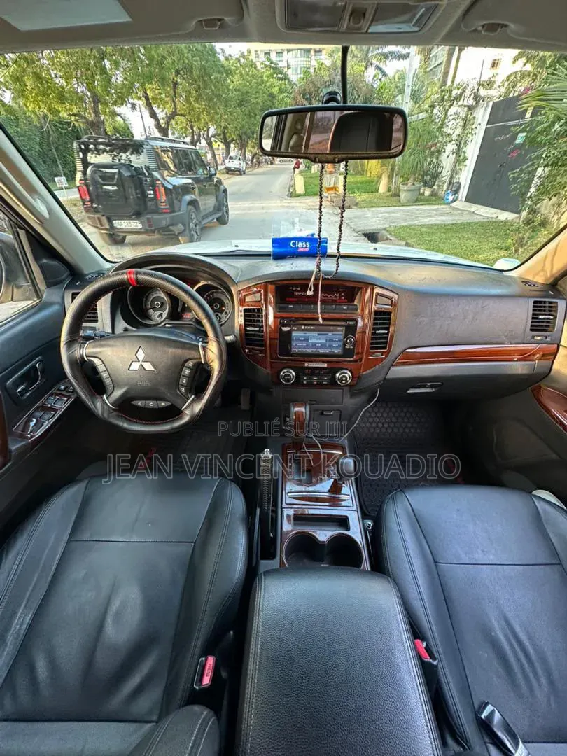 Mitsubishi Pajero 2021 Blanc