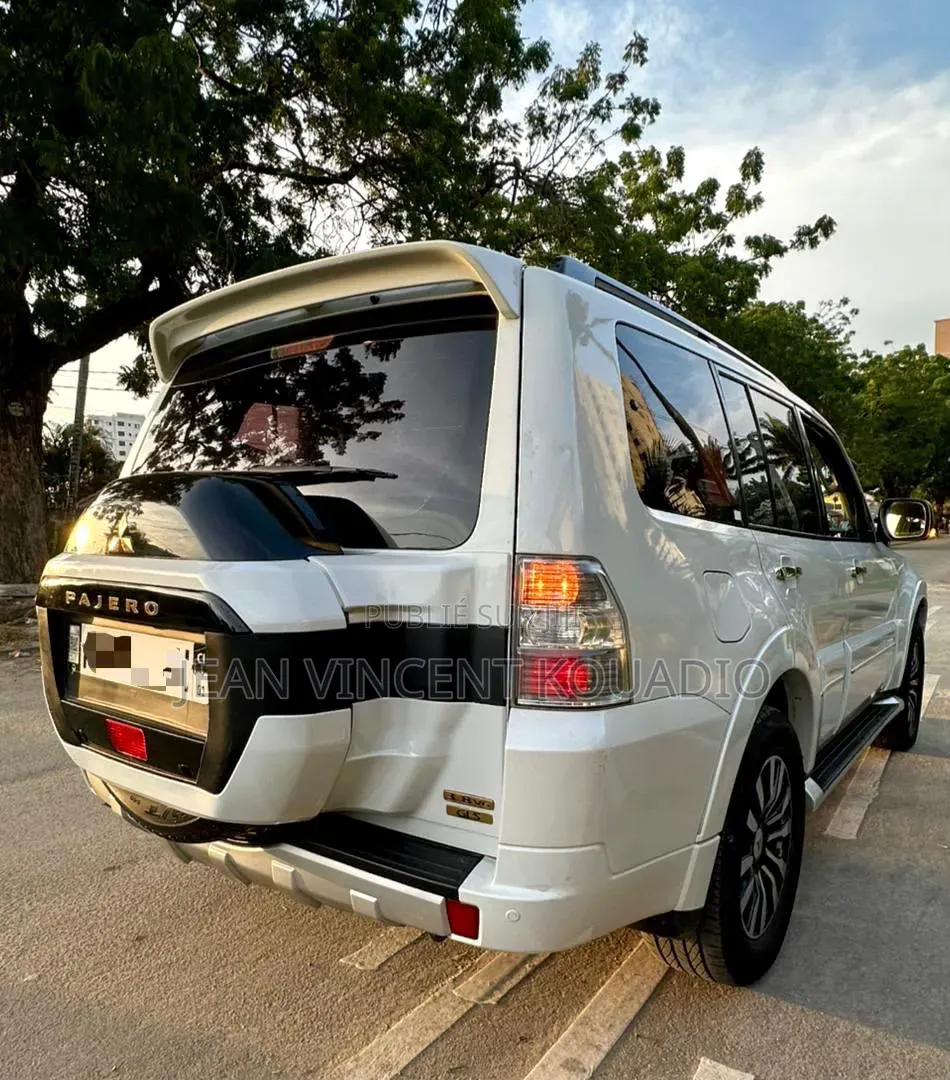 Mitsubishi Pajero 2021 Blanc