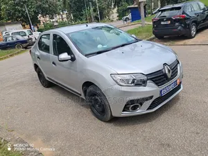 Renault Logan 2017 Gris