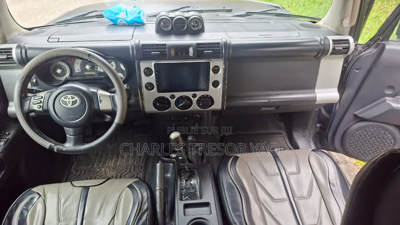 Toyota FJ Cruiser Base 4x2 2008 Noir