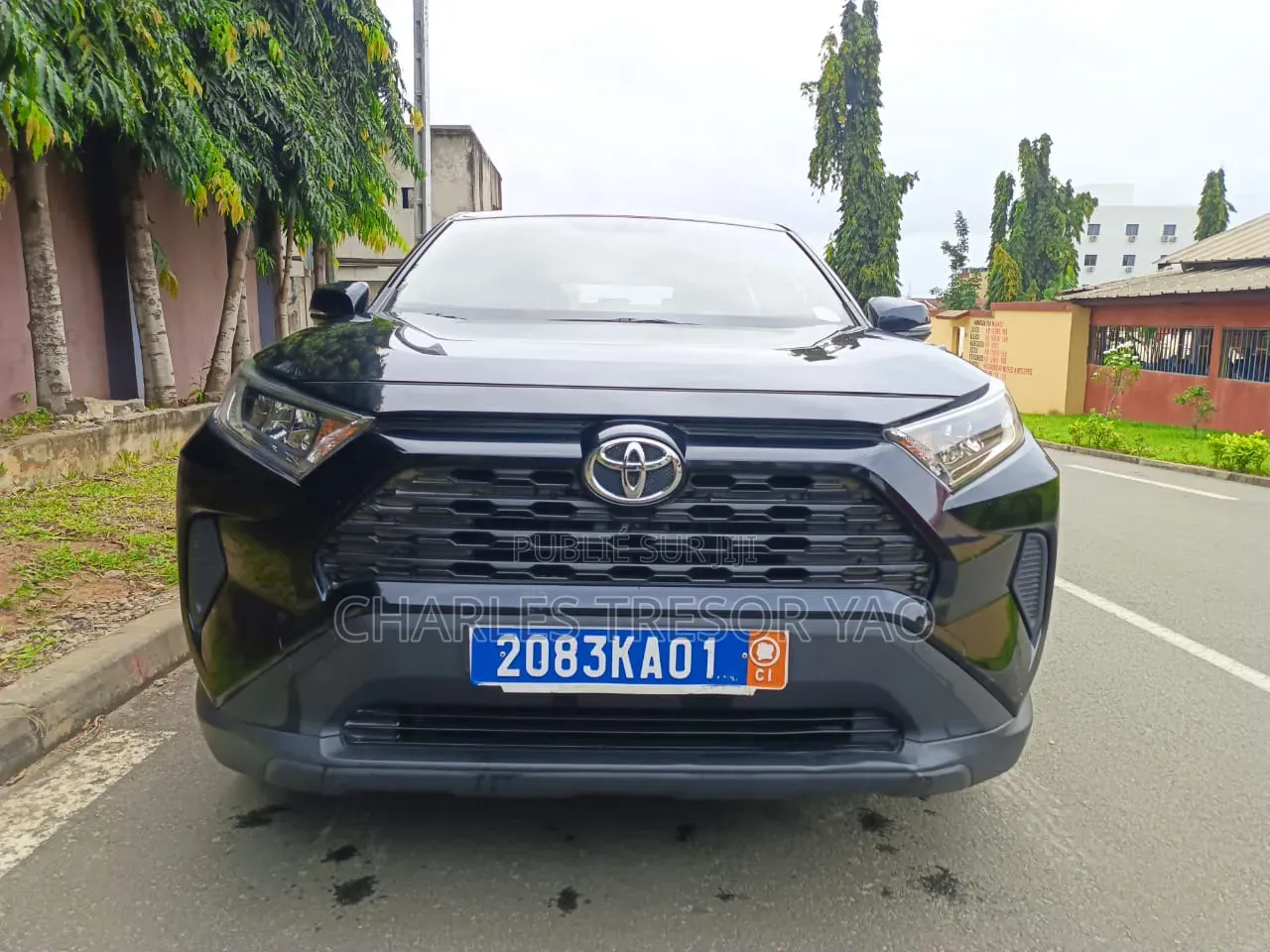 Toyota RAV4 XLE 2021 Noir