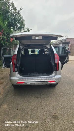 Mitsubishi Pajero 2022 Gris