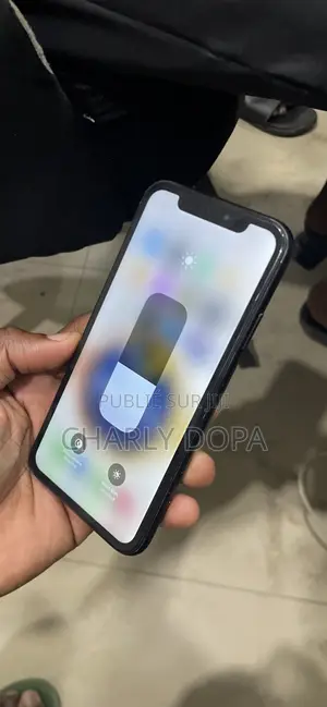 Pomme iPhone XR 64 GB Noir