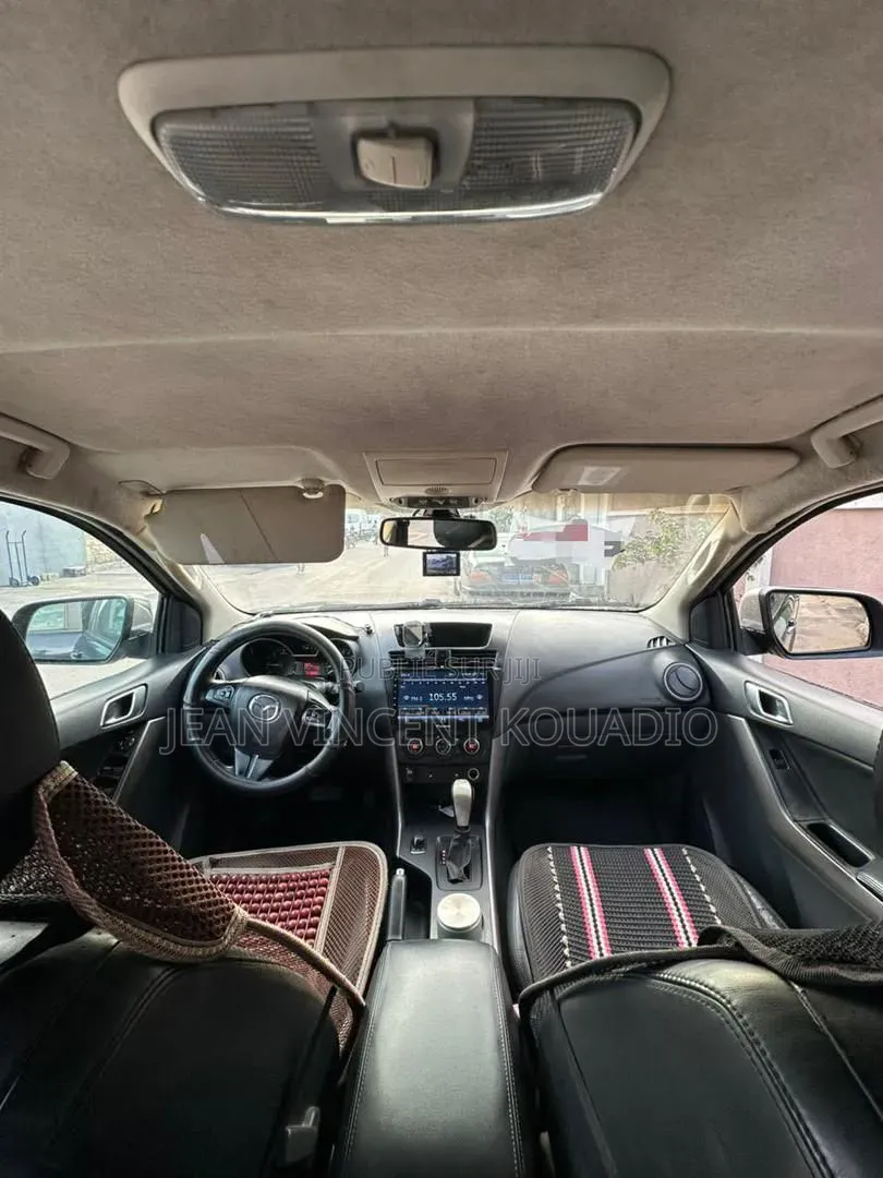 Mazda BT-50 2018 Noir