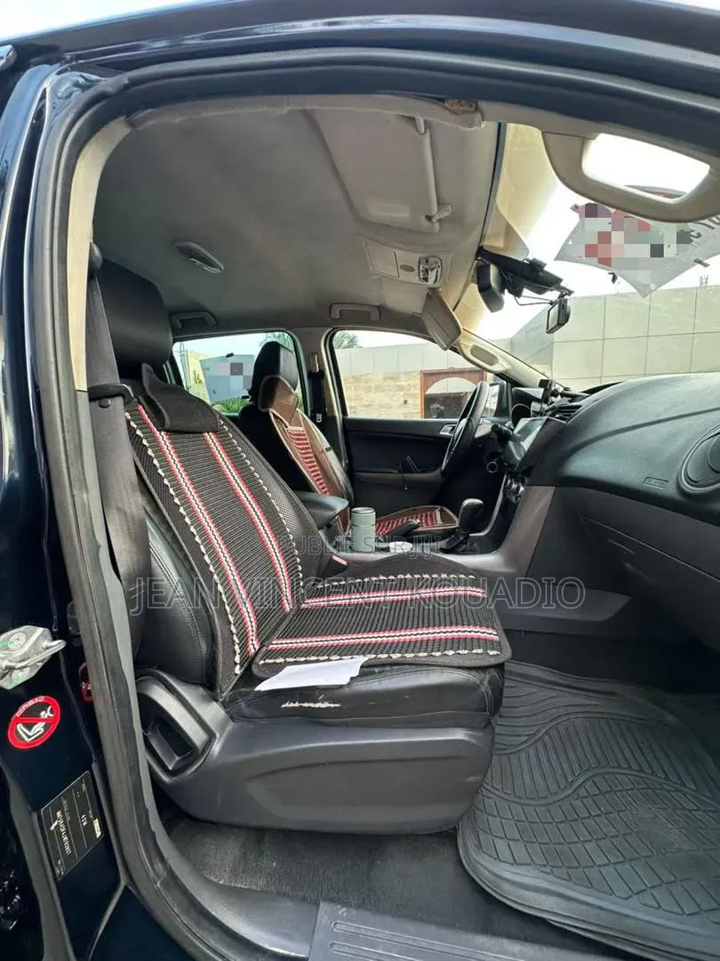 Mazda BT-50 2018 Noir