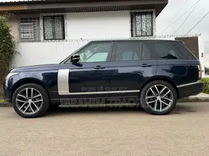 Land Rover Range Rover Vogue 2021 Bleu