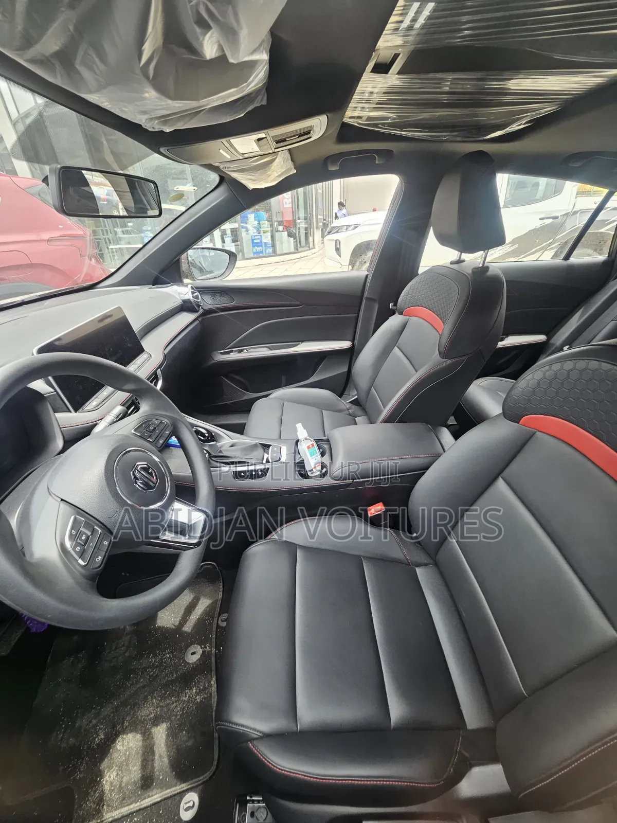 Nouveau MG MG5 Luxury 1.5 CVT 2026 Gris