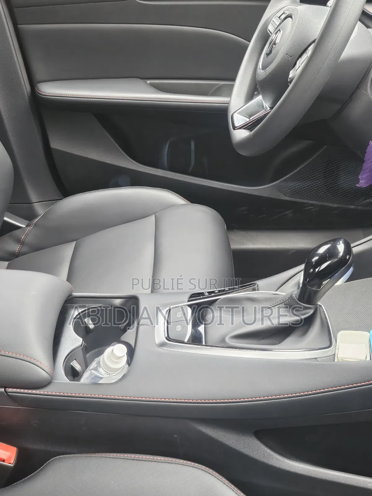 Nouveau MG MG5 Luxury 1.5 CVT 2026 Gris