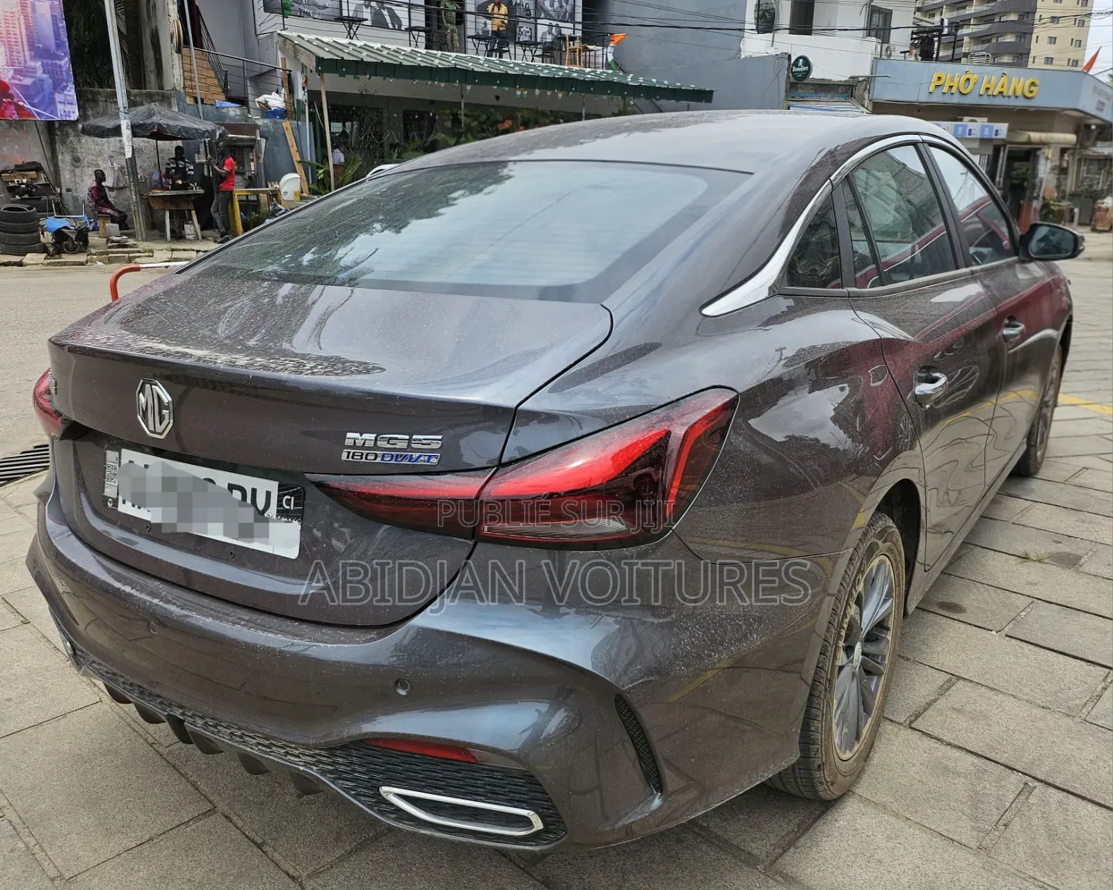 Nouveau MG MG5 Luxury 1.5 CVT 2026 Gris