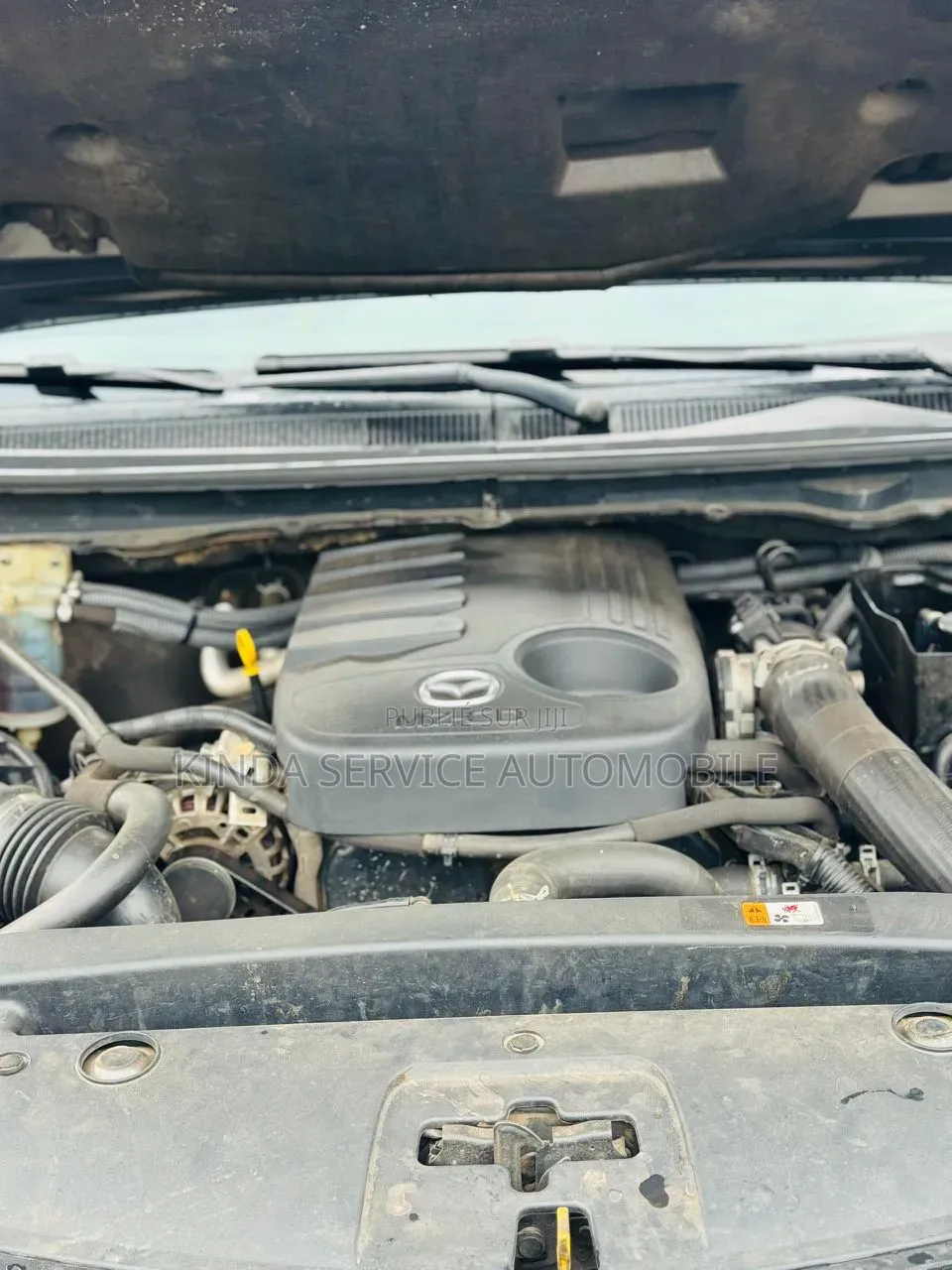 Mazda BT-50 2023 Gris