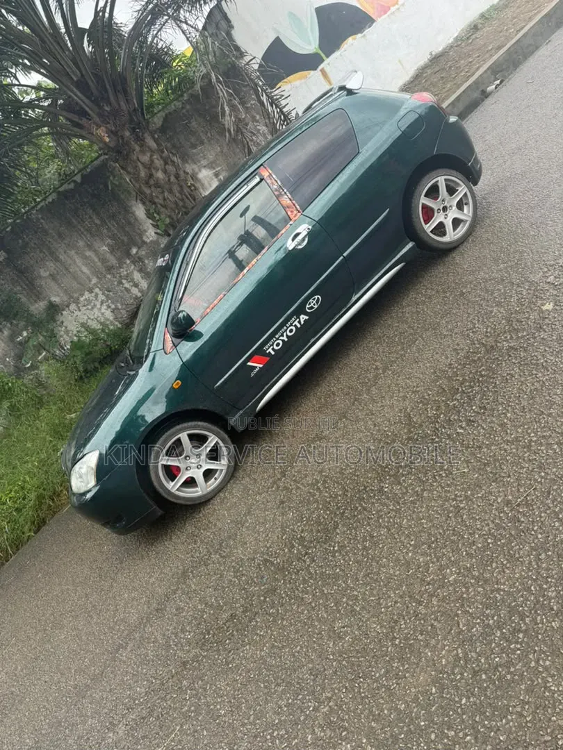 Toyota Corolla Sedan 2004 Vert