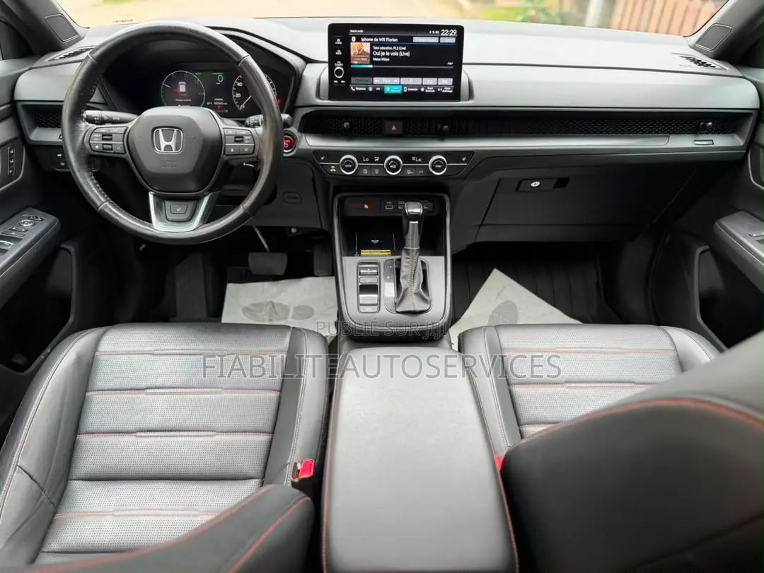 Honda CR-V 2024 Gris