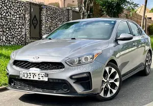 Kia Forte EX 2021 Gris