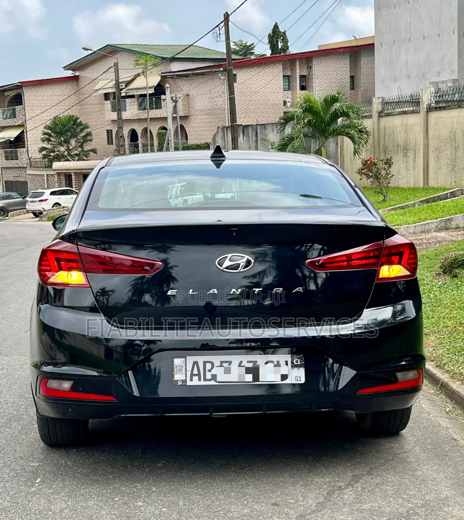 Hyundai Elantra SE 2021 Noir