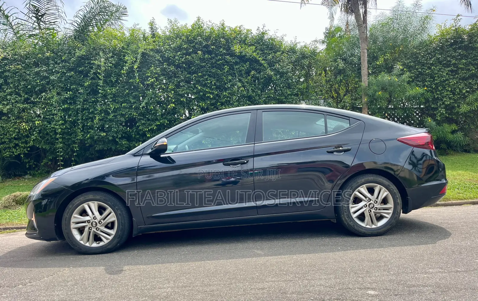 Hyundai Elantra SE 2021 Noir