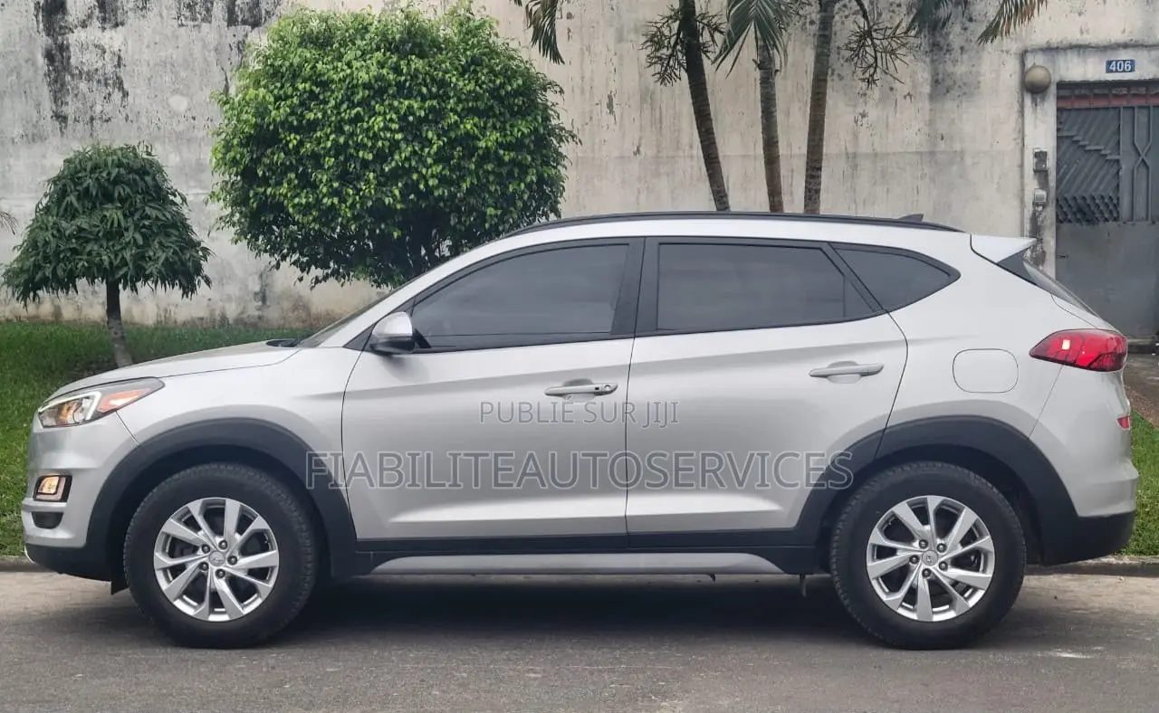 Hyundai Tucson SEL 2021 Gris