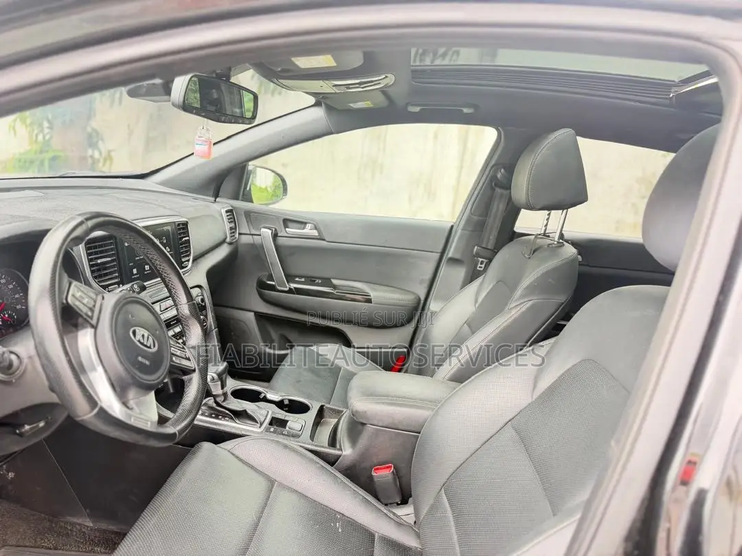 Kia Sportage EX 2021 Noir