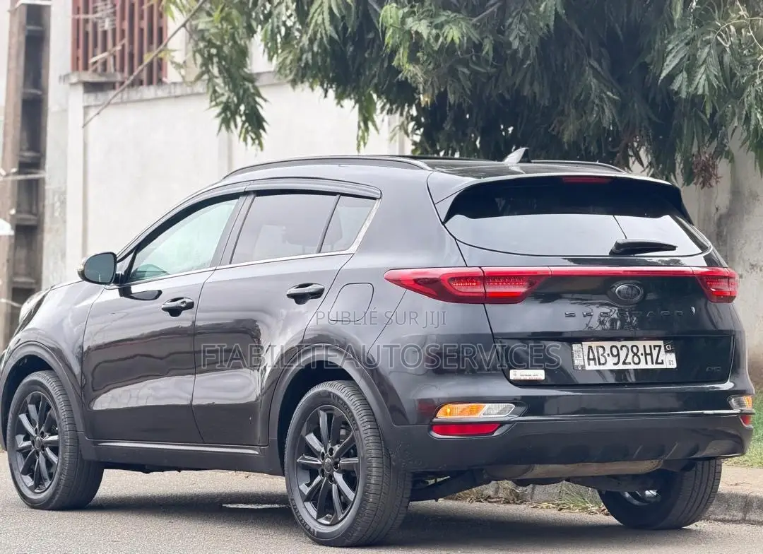 Kia Sportage EX 2021 Noir