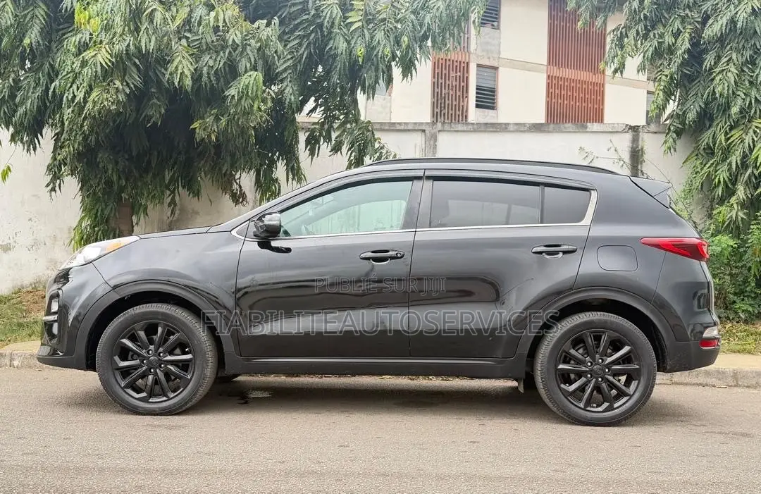 Kia Sportage EX 2021 Noir
