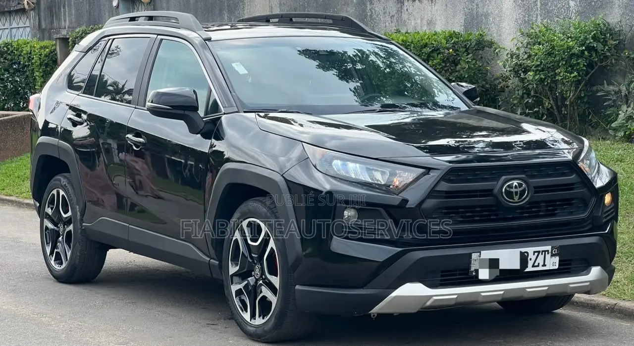 Toyota RAV4 Adventure 2021 Noir