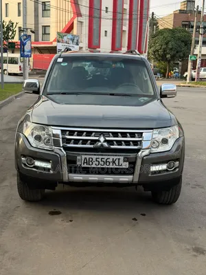 Mitsubishi Pajero V80 3.8 V6 GLS 2016 Gris