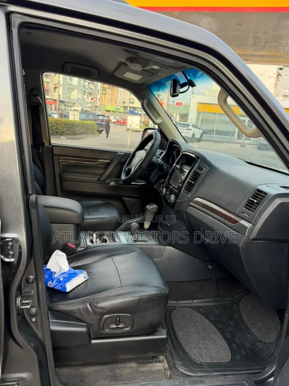 Mitsubishi Pajero V80 3.8 V6 GLS 2016 Gris