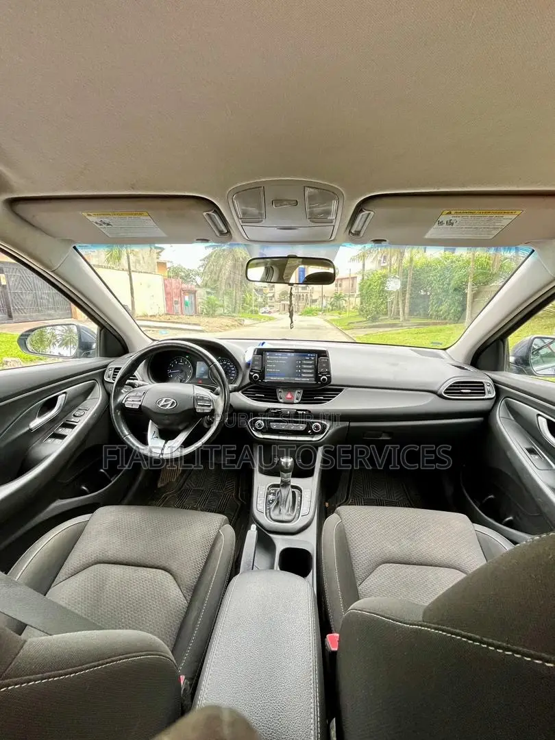 Hyundai Elantra SE 2021 Gris