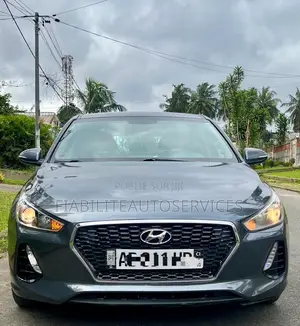 Hyundai Elantra SE 2021 Gris