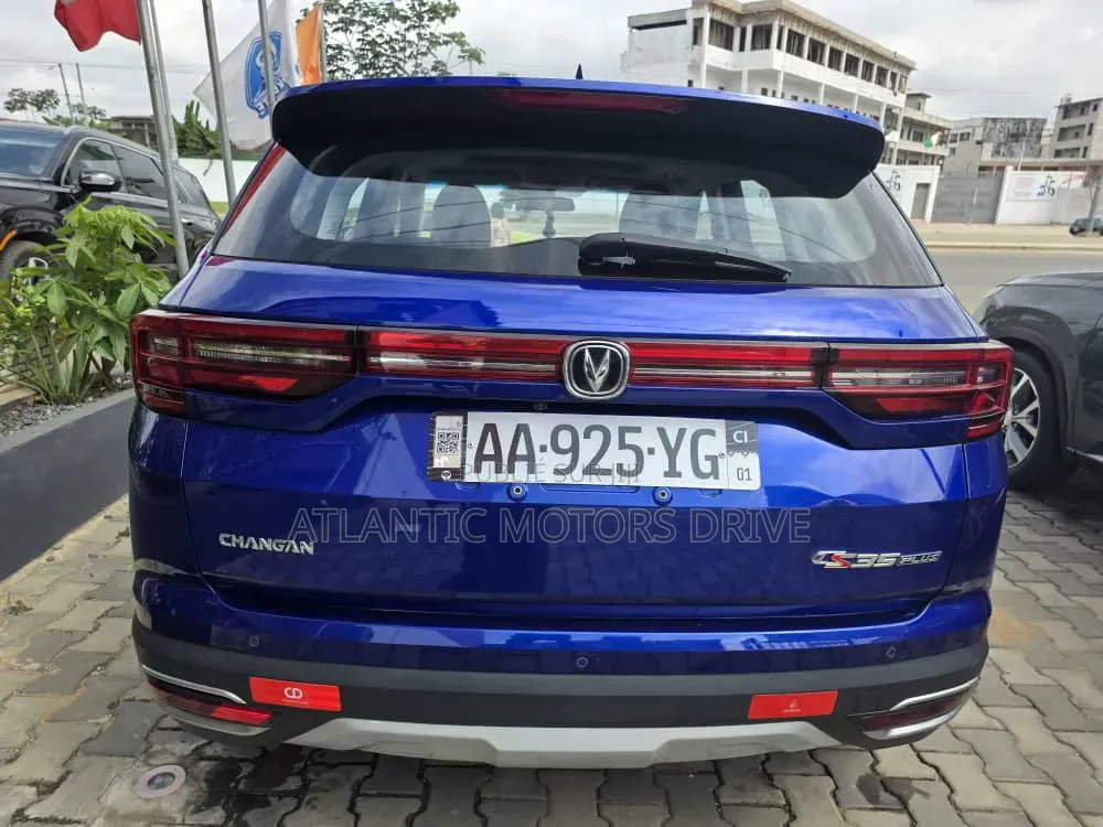 Changan CS35 2023 Bleu