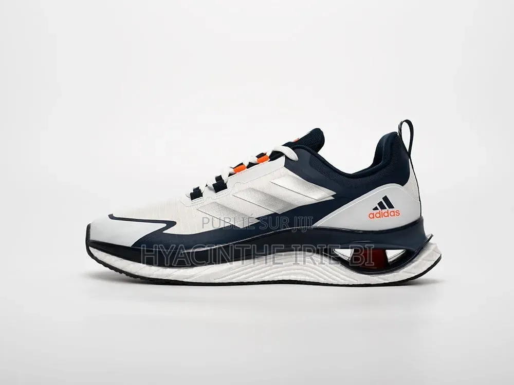  Nike Sneakes Semelles Gomme Original P40-45
Style, Confort,