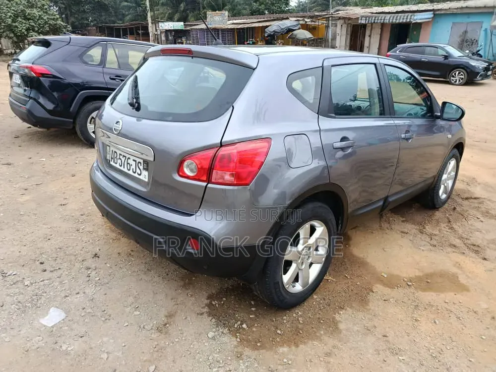 Nissan Qashqai 2009 Rouge