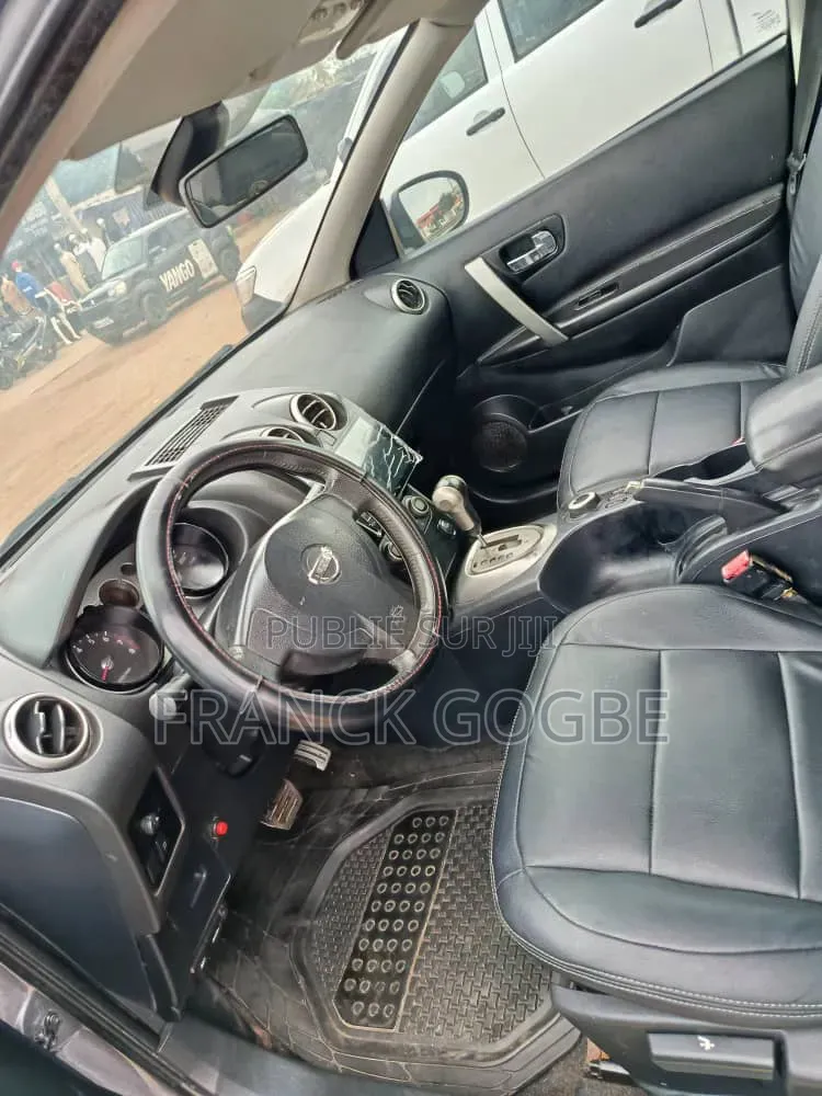 Nissan Qashqai 2009 Rouge