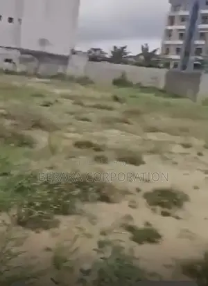  TERRAIN EN LOCATION – RIVIERA MBADON *1.000 M2 en Bordure De
