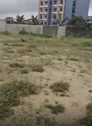  TERRAIN EN LOCATION – RIVIERA MBADON *1.000 M2 en Bordure De