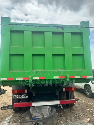 Camion Benne Howo