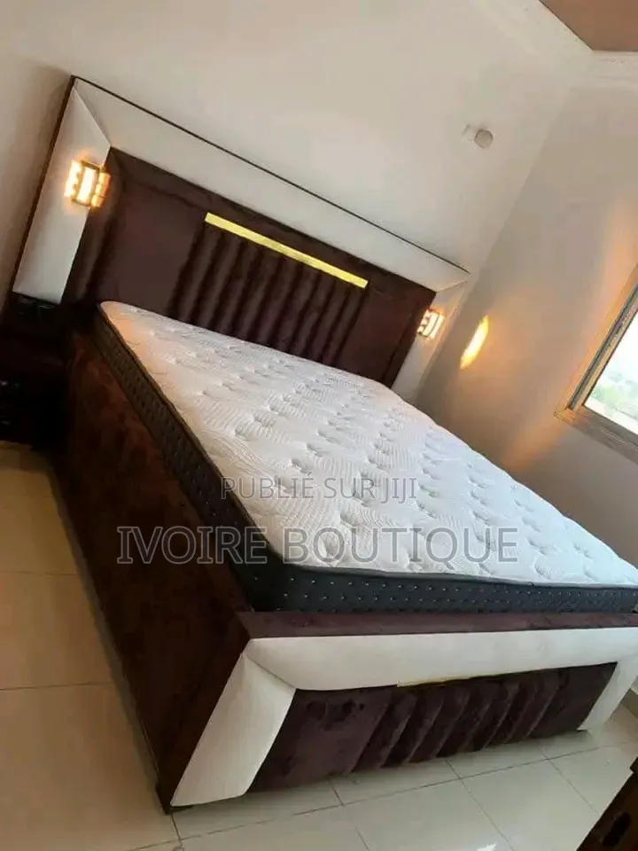 Lit Moderne Lumineux + Matelas