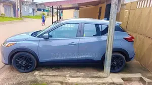 Nissan Kicks 2022 Bleu