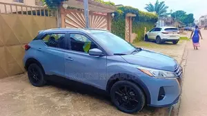 Nissan Kicks 2022 Bleu