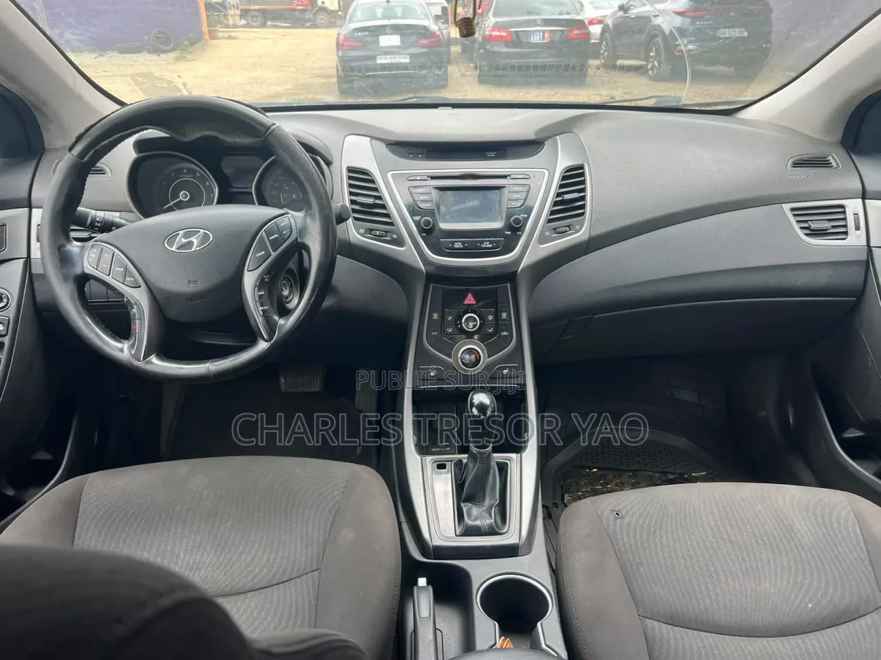 Hyundai Elantra Limited Sedan FWD (1.8L 4cyl 6A) 2016 Bleu