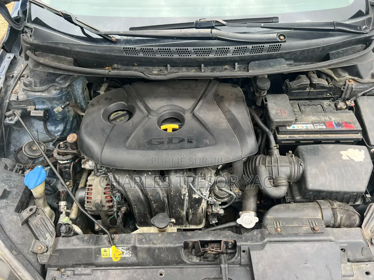 Hyundai Elantra Limited Sedan FWD (1.8L 4cyl 6A) 2016 Bleu
