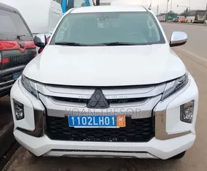 Mitsubishi L200 2022 Blanc