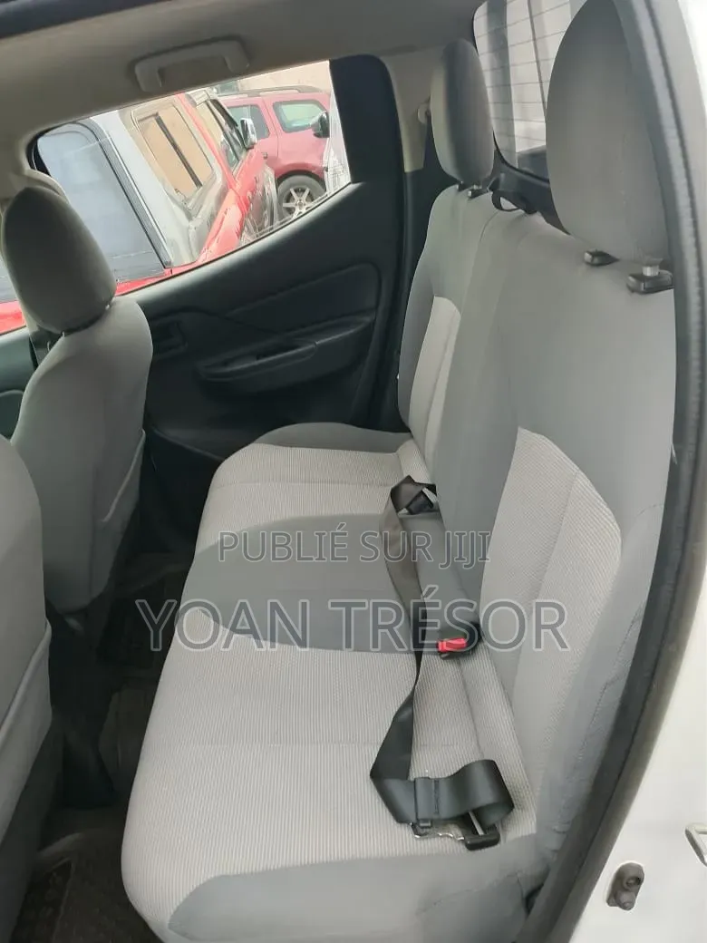 Mitsubishi L200 2022 Blanc