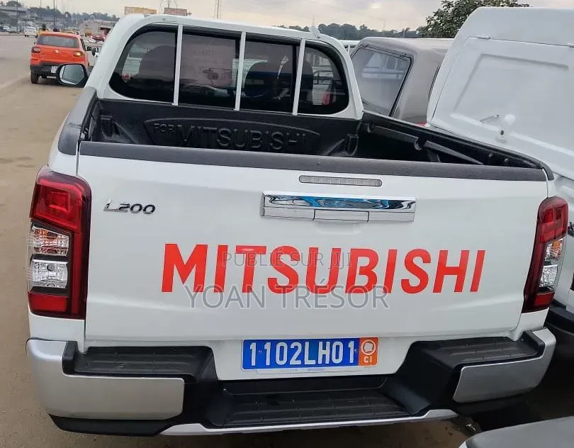 Mitsubishi L200 2022 Blanc