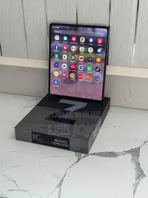 Nouveau Samsung Galaxy Fold 512 GB Noir